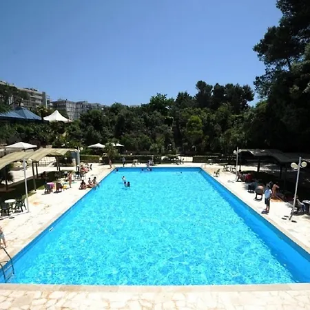 Hotel Rosa 4*