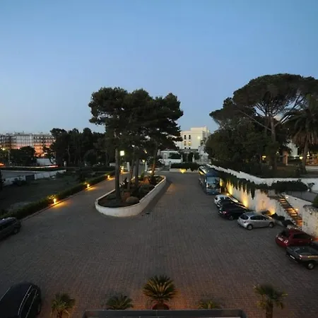 Rosa Hotel