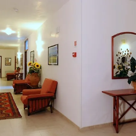 فندق Rosa مارتينا فرانكا