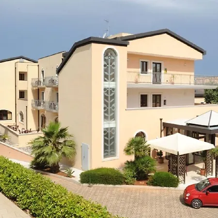 Rosa فندق مارتينا فرانكا