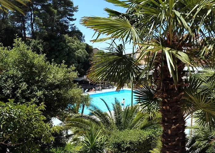 Hotel Rosa 4*