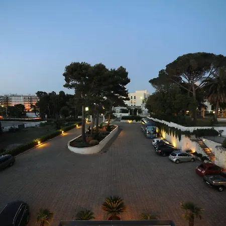 Rosa Hotel