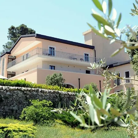 Rosa Hotel 4*