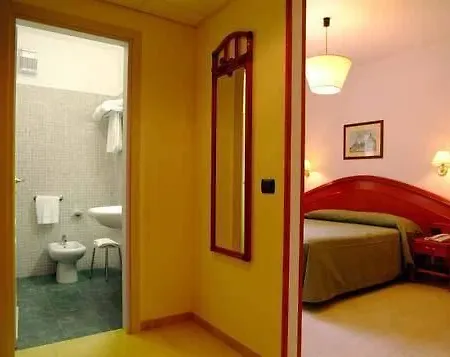 Rosa 4* Μαρτίνα Φράνκα