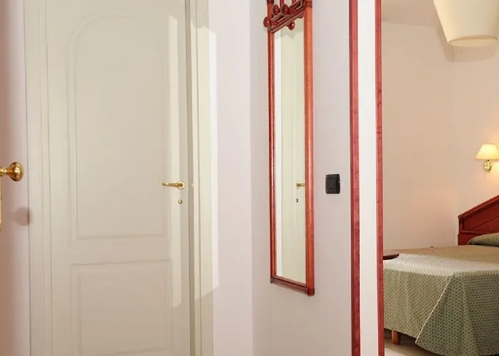 Rosa Hotel